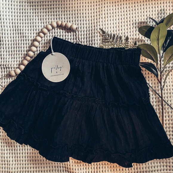 Princess Polly Dresses & Skirts - NWT princess Polly mini skirt